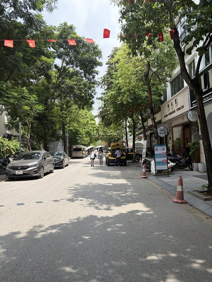 Nhà đẹp hoàng trọng mậumễ trì | 204m2 | thang máy | 46 tỷ