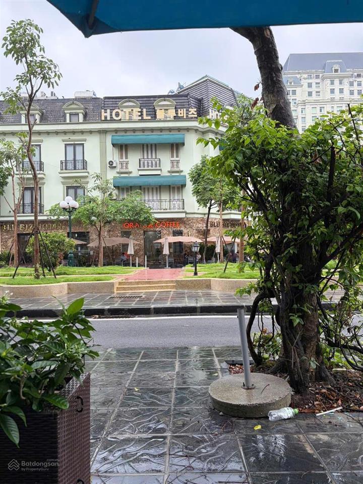 Nhà đẹp hoàng trọng mậumễ trì | 204m2 | thang máy | 46 tỷ