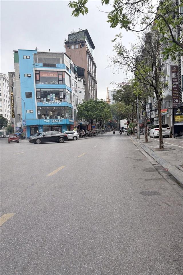 Mặt phố trương công giai137m mt tiền 10m96 tỷ