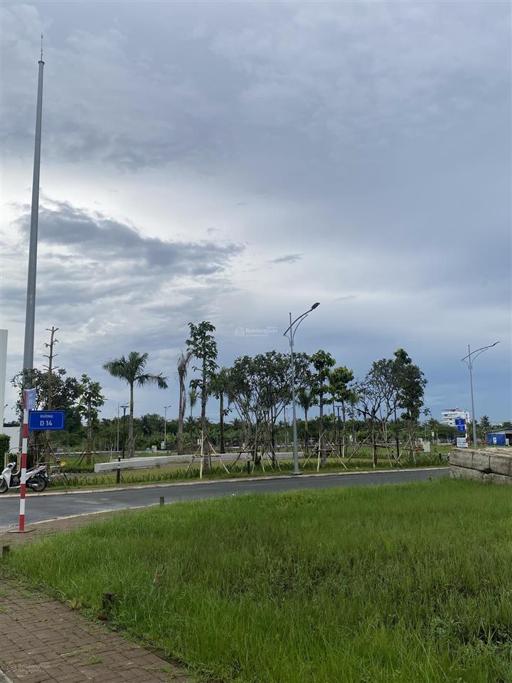 Cặp nền nam long 2  hẻm thông 4m, gần công viên hồ cảnh quan