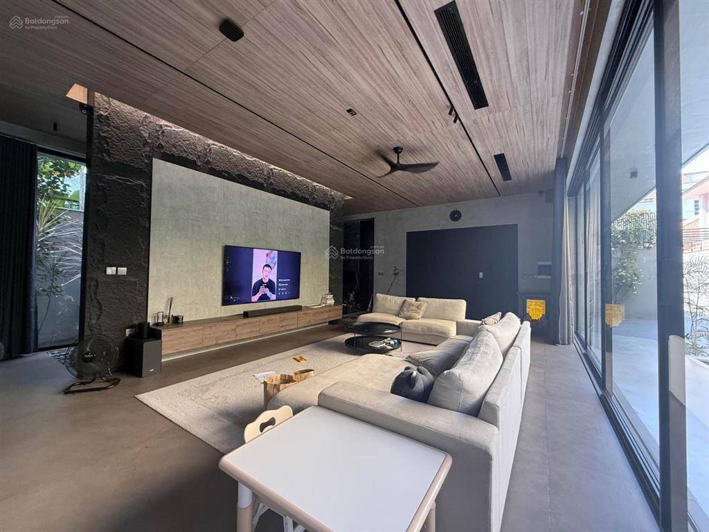 Biệt thự khu vip thảo điền, đường nguyễn ư dĩ, p.an khánh diện tích 580m ngang 15m dài 38m