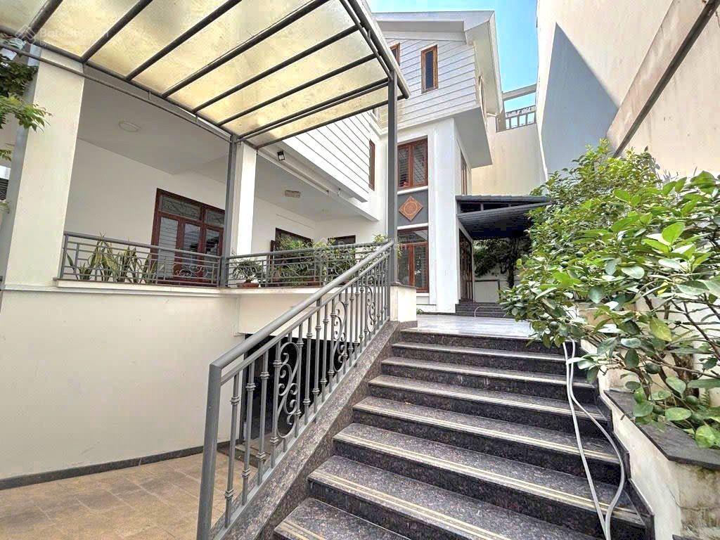 Chủ giảm 95ty còn 94ty gấp bán siêu biệt thự góc 2 mặt tiền đẹp đường đỗ pháp thuận,an phú, quận 2