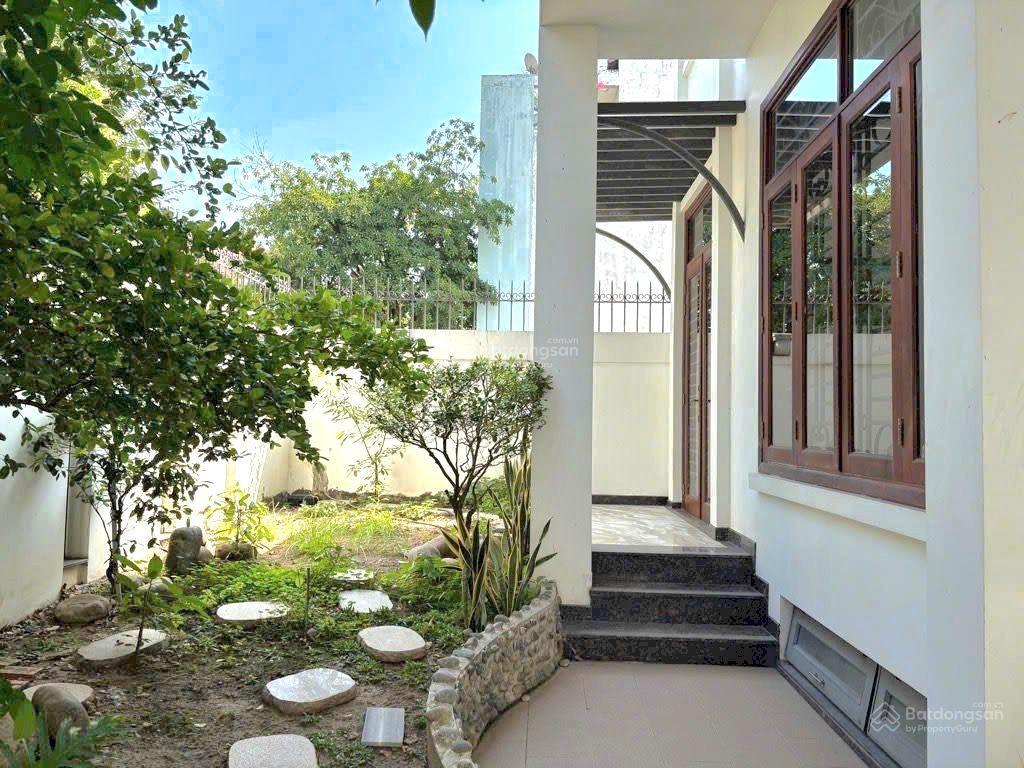 Chủ giảm 95ty còn 94ty gấp bán siêu biệt thự góc 2 mặt tiền đẹp đường đỗ pháp thuận,an phú, quận 2