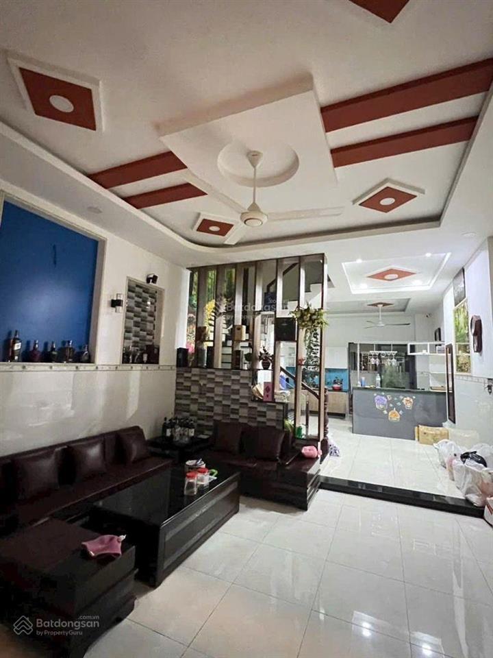 Gấp bán nhà đẹp 4 tầng đường gò cát,diện tích 80m ngang 5m dài 16m tiện ích bủa vây