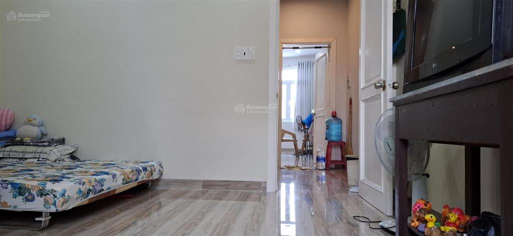 Gấp bán nhà đẹp hẻm xe hơi,nguyễn duy trinh,3 tầng nhà xây ở rấtchắc chắn,hàng xóm yên tỉnh an ninh