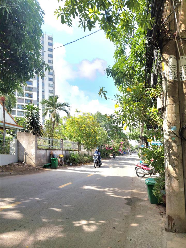Nhà đẹp giá tốt hẻm oto đường gò cát,đầy đủ công năng,dân trí cao,không gian sống trong lành