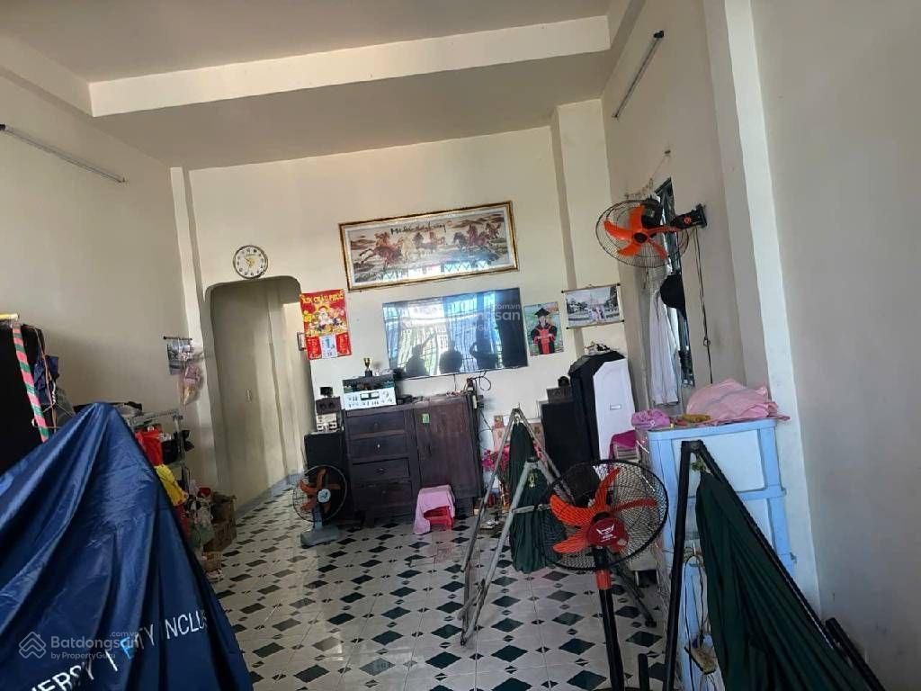 Nhà 2 tầng đường 835 nguyễn duy trinh, sát trung tâm quận 2, ngay vòng xoay phú hữu