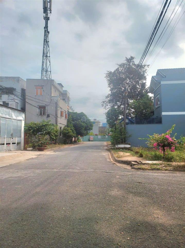 Nhà 2 tầng đường 835 nguyễn duy trinh, sát trung tâm quận 2, ngay vòng xoay phú hữu