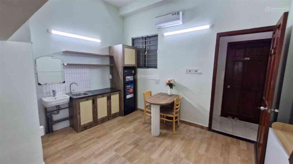 Căn hộ dịch vụ cao cấp vị trí đẹp gần mặt tiền nguyễn thị định, 306m, dòng tiền 165tr/tháng