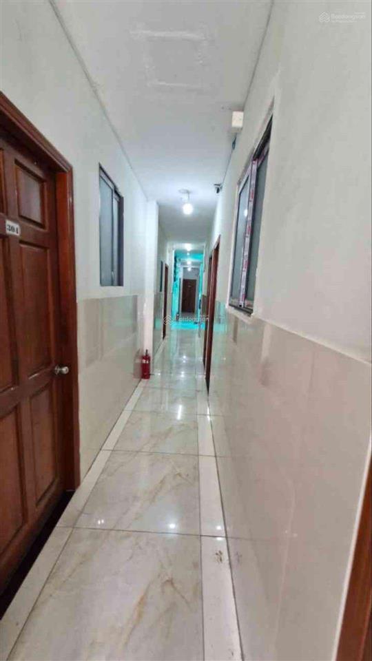 Căn hộ dịch vụ cao cấp vị trí đẹp gần mặt tiền nguyễn thị định, 306m, dòng tiền 165tr/tháng