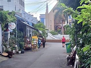 Nhà đẹp 4 tầng nguyễn duy trinh, diện tích 90m, nhà gần chợ, cạnh nhà thờ an ninh, thân thiện