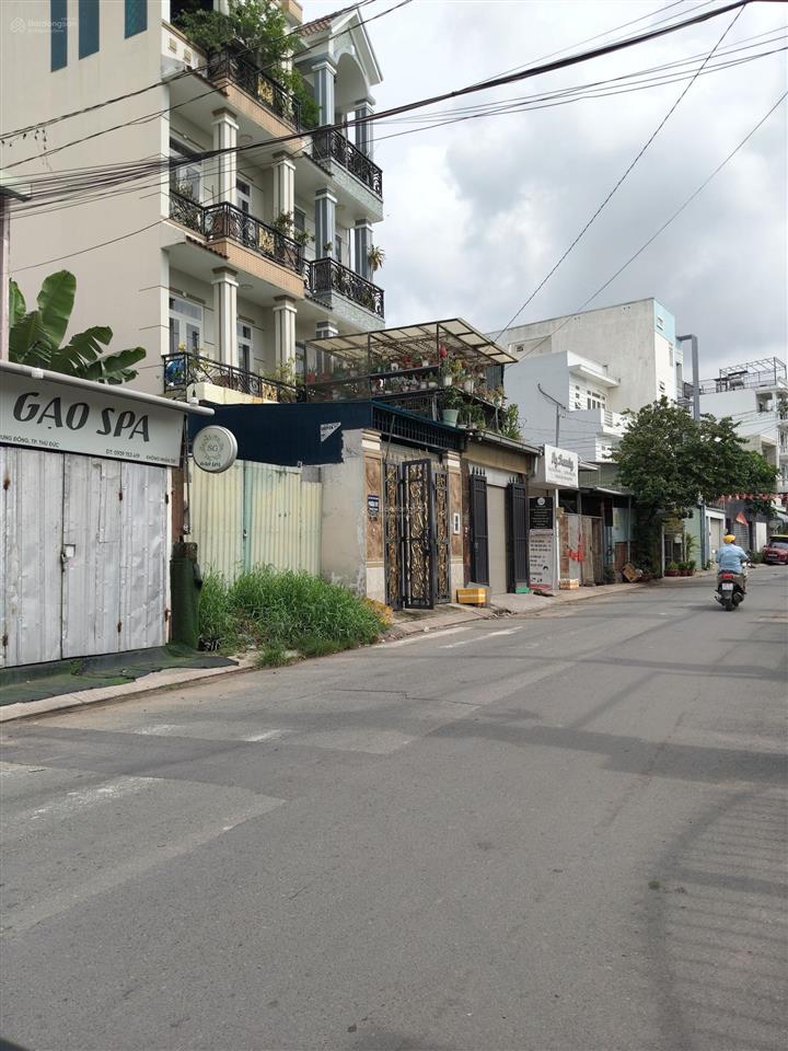 Bán gấp giảm mạnh 45 tỷ còn 41 tỷ. villa sân vườn siêu đẹp mặt tiền đường số, 652m² full thổ cư