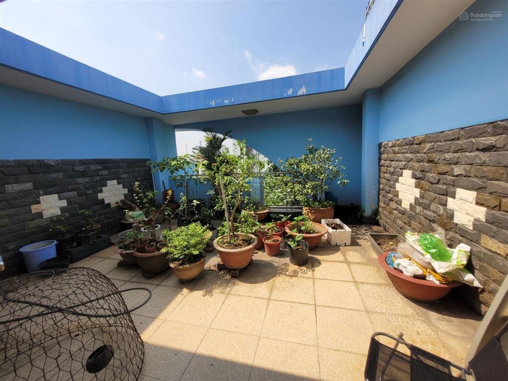 Nhà xinh vị trí đẹp tiềm năng tăng giá mạnh trước nhà có đường dự phóng,ngay ngã 4 lê văn thịnh39