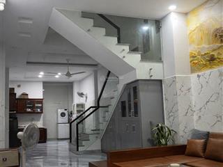 Bán gấp nhà đẹp hiếm mặt tiền kinh doanh sầm uất đường 39, giá cực tốt đường rộng 12m có vỉa hè