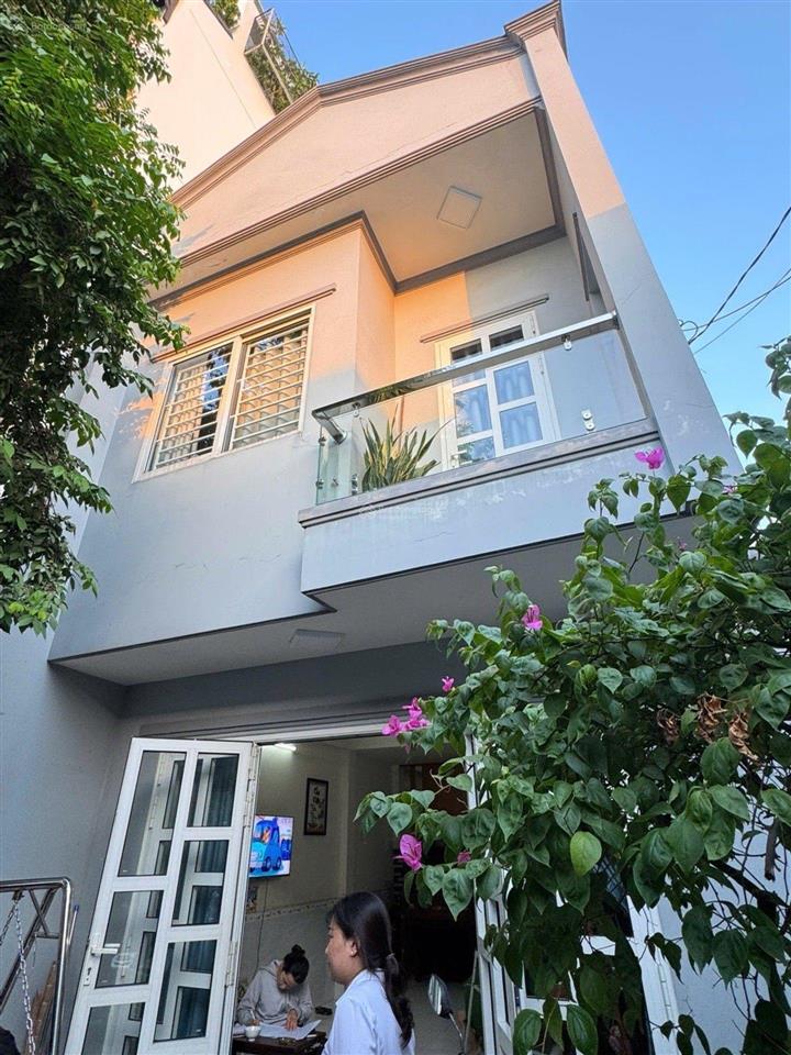 Nhà đẹp 2 tầng diện tích rộng, oto đỗ cửa, p. bình trưng (tây) dt 104,1m ngang 5,8m nở hậu 6,3m