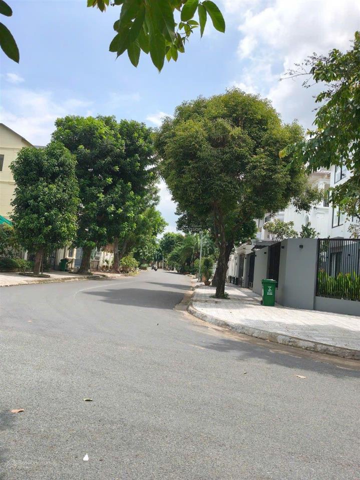 Biệt thự đẳng cấp khu khang điền phường phước long 310m | ngang 15m | chỉ 45 tỷ vị trí đẹp