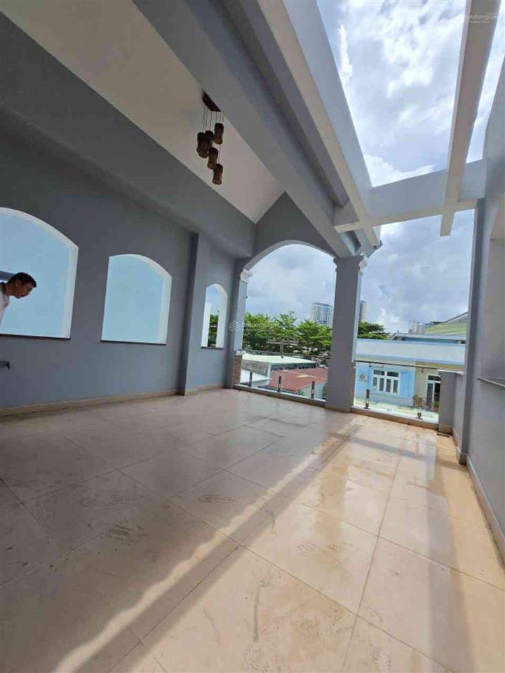 Bán nhà đẹp đường nguyễn tư nghiêm, ngang bề thế 5m, khu dân trí cao, tiềm năng tăng giá mạnh