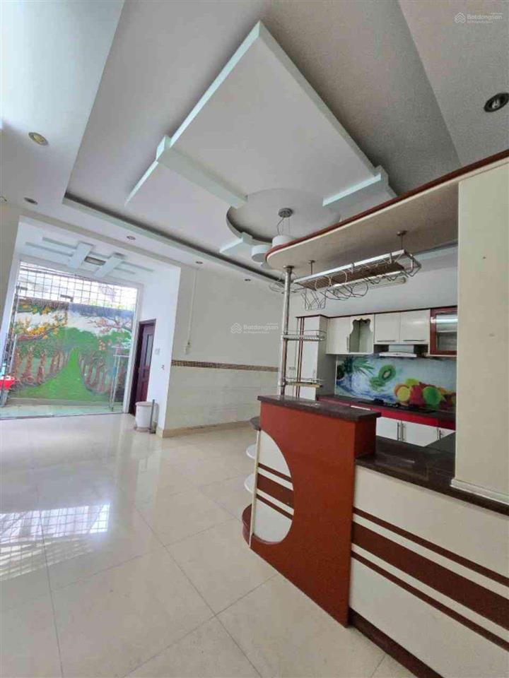 Bán nhà đẹp đường nguyễn tư nghiêm, ngang bề thế 5m, khu dân trí cao, tiềm năng tăng giá mạnh