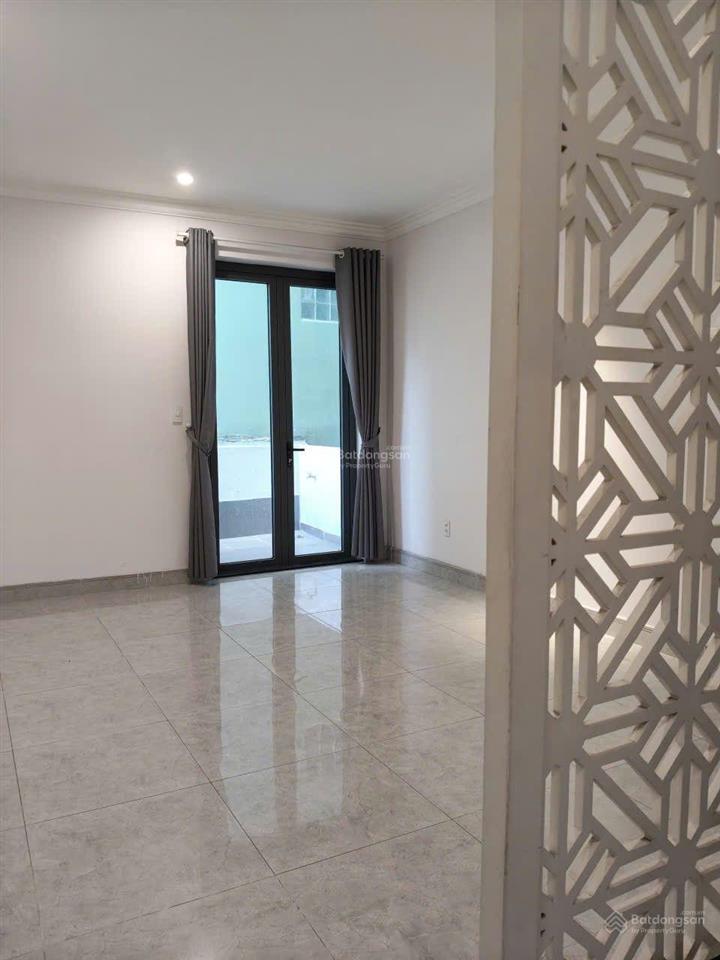 Bán gấp nhà đẹp đường 42 bình trưng hẻm ô tô tránh ô tô vào nhà 78m, công năng đầy đủ cho gia đình