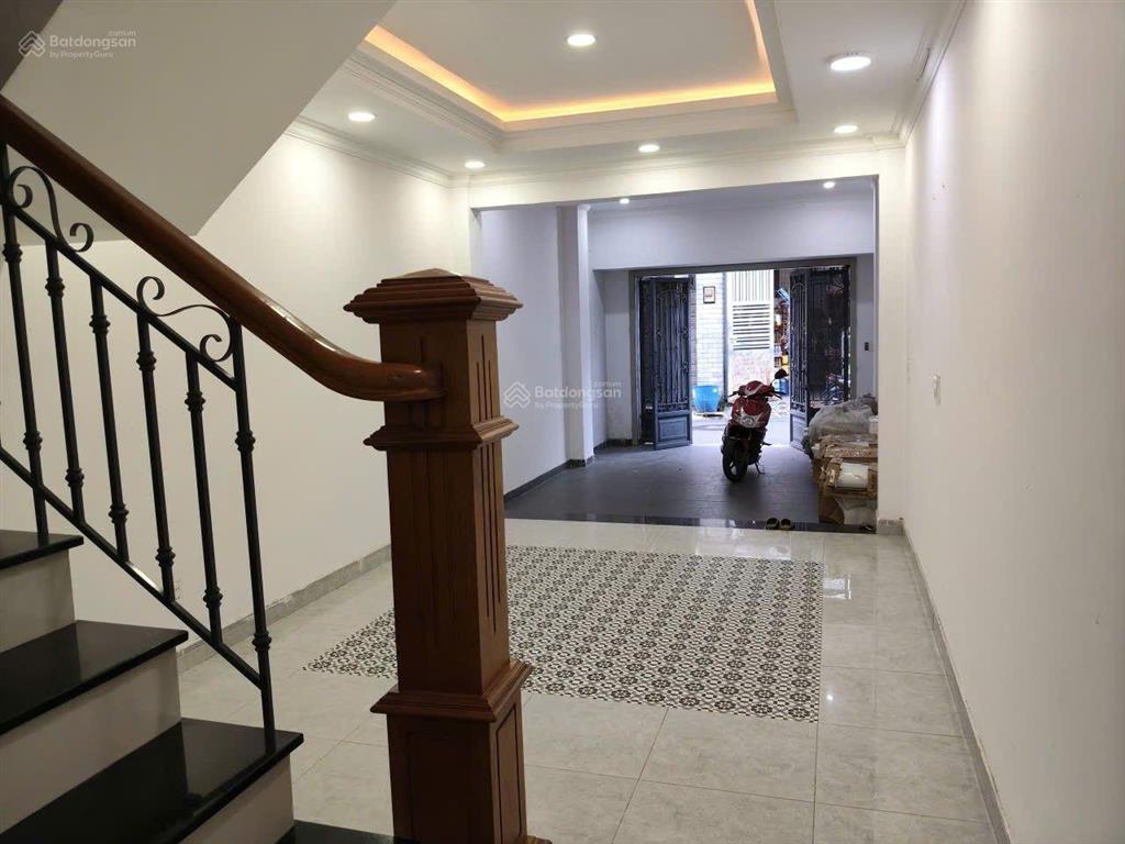 Bán gấp nhà đẹp đường 42 bình trưng hẻm ô tô tránh ô tô vào nhà 78m, công năng đầy đủ cho gia đình