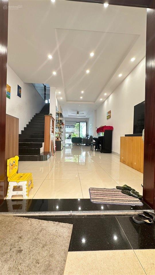 Cần bán biệt thự kdc phước bình, diện tích lớn 351, ngang 12m bề thế, gần kdc bắc rạch chiếc