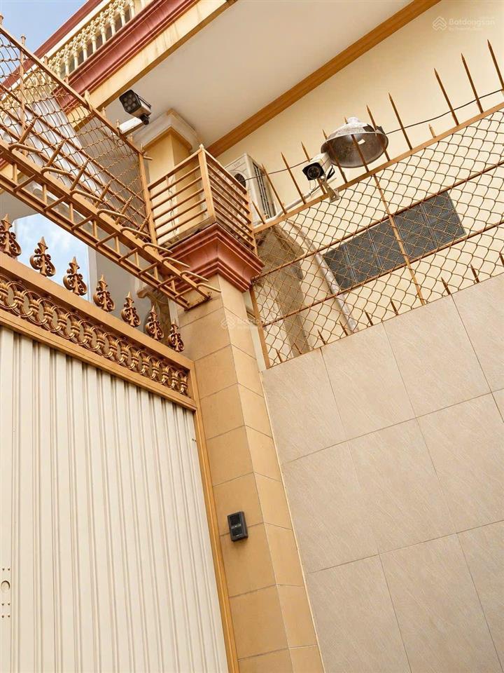 Bán nhà 4tầng ngay trung tâm bình trưng, quận 2 cũ, nhà đã xây dựng 20 năm cực kỳ chắc chắn, mát mẽ