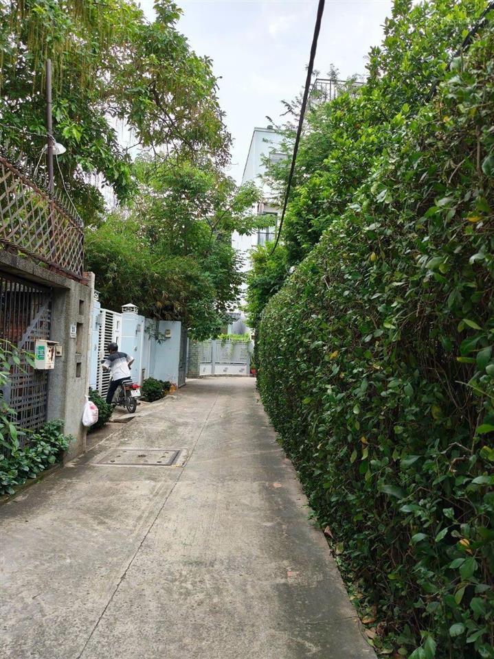 Bán nhà ngang 8.7x9m khu vip đẹp thoáng mát, hxh nguyễn thị định, nhà cũ tiện xây mới 0906 227 ***