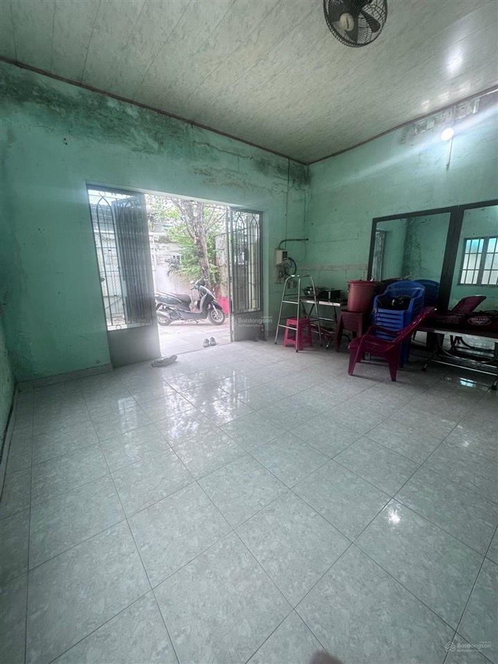 Bán nhà hxh ngay vòng xoay phú hữu, nguyễn duy trinh, long trường
vị trí cực gần nguyễn duy trinh