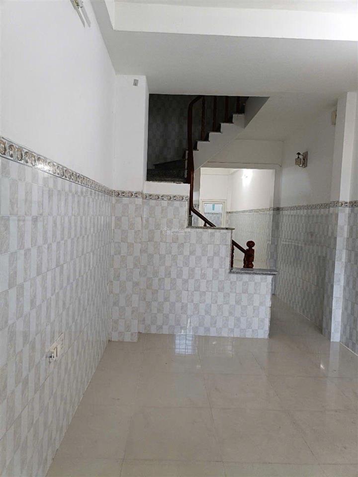 Nhà 2 tầng hiếm có chỉ vài bước chân ra bờ sông ngắm pháo hoa,ra mặt tiền trần não 3 phút,hxh
