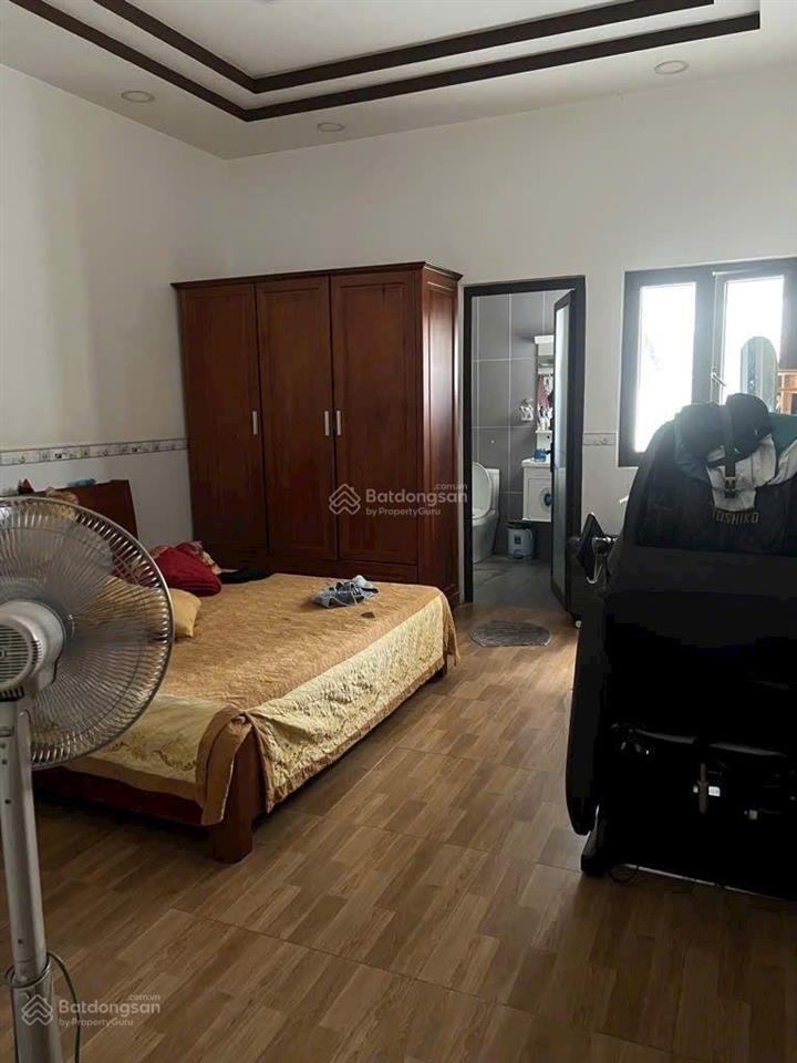 Bán gấp giảm mạnh 23 tỷ còn 19 tỷ,nhà mặt tiền đường 20m,nguyễn tư nghiêm,ở hay kinh doanh đều tốt