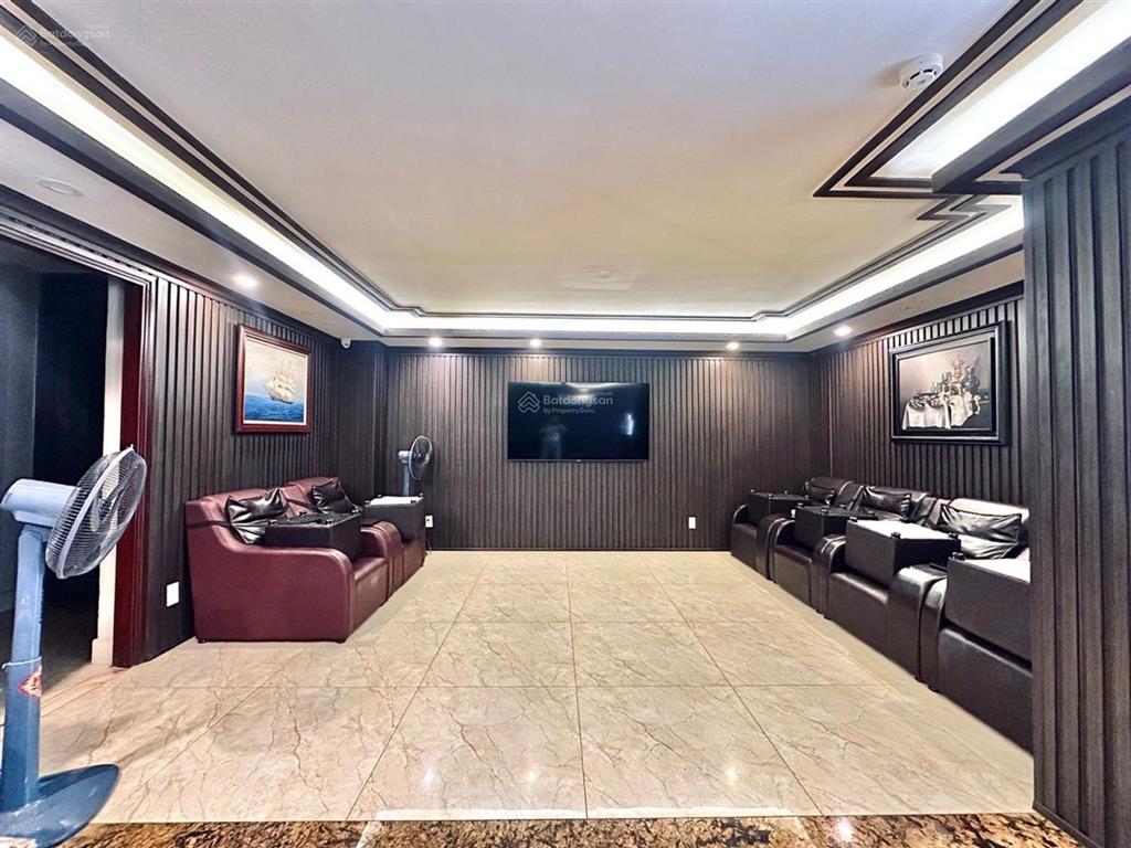 Khách sạn đang kinh doanh dòng tiền tốt 300tr/tháng, diện tích sàn 600m2, vị trí kết nối nhanh sala
