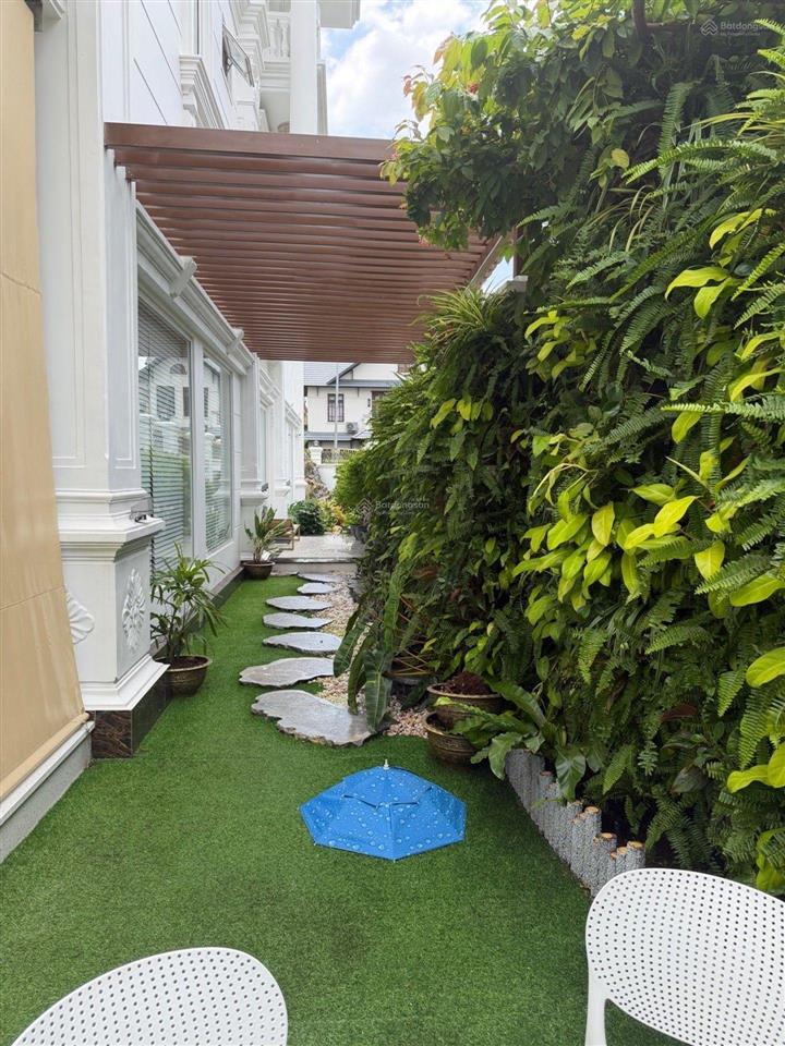 Bán biệt thự đẳng cấp giới siêu giàu khu compound nguyễn văn hưởng thông số đẹp 777,7m2