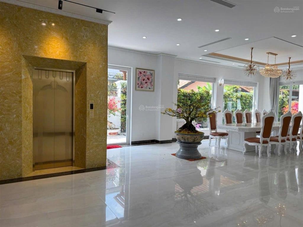 Bán biệt thự đẳng cấp giới siêu giàu khu compound nguyễn văn hưởng thông số đẹp 777,7m2