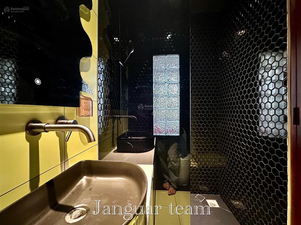 Cho thuê căn hộ studio siêu xinh mới tinh  full nội thất có gu, ngay compound trần não an ninh