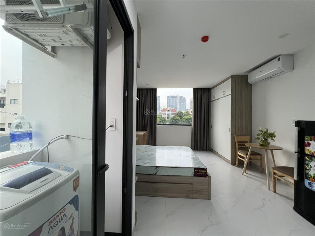 Cho thuê căn hộ studio ban công, gần sala đảo kim cương, full nội thất, thân thiện pet