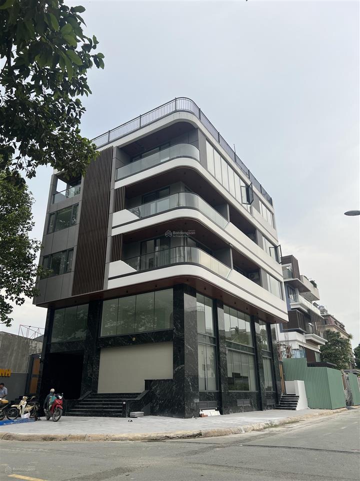 Cho thuê căn hộ studio ban công, gần sala đảo kim cương, full nội thất, thân thiện pet