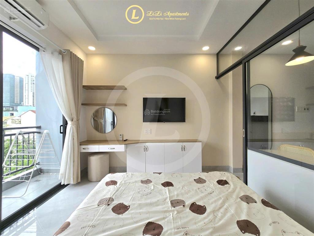 Cho thuê căn hộ trần não, dạng studio ban công thoáng, full nội thất, phòng mới ở ngay