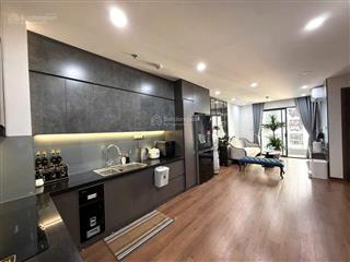 Chính chủ giảm 200 triệu bán căn 2n2vs 69,9m2 toà thăng long capital sẵn sổ, có slot, hướng đông