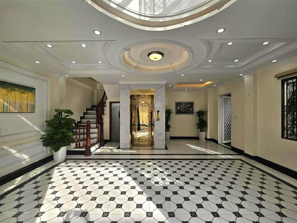 Bán nhà riêng đường nguyễn văn linh 40m, mặt tiền 6,3m, dài 8m, 6 tầng giá 11,8tỷ. sổ đẹp cất két