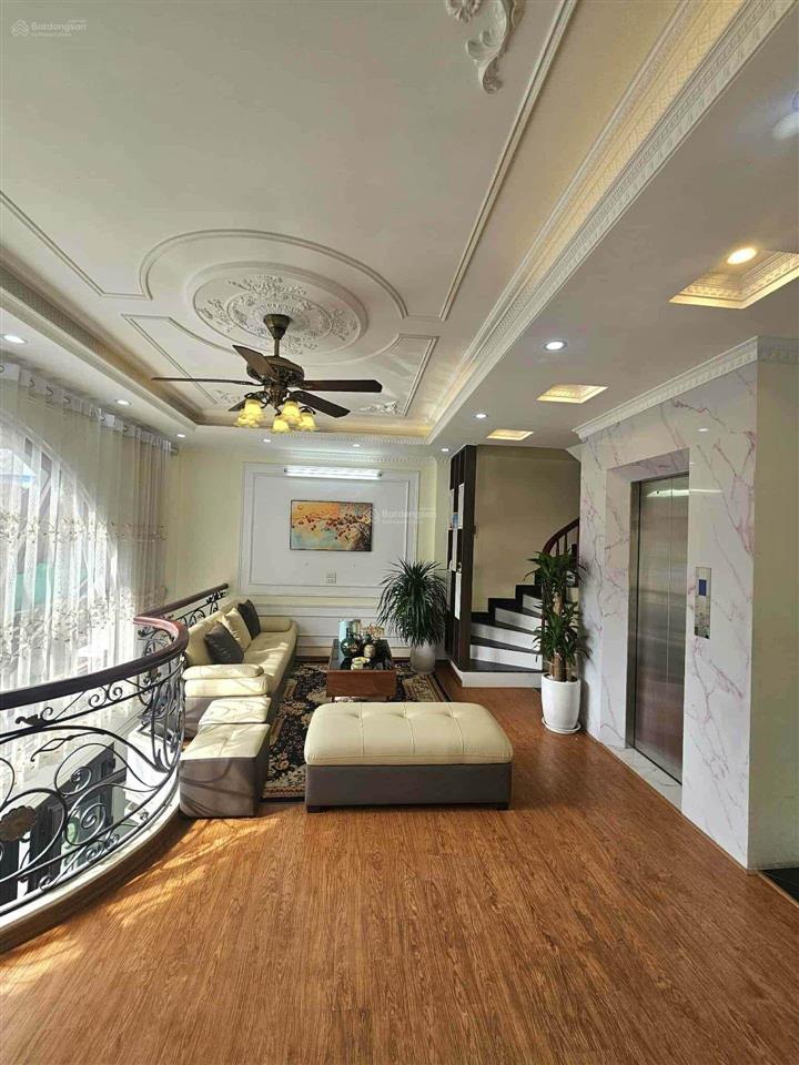 Bán nhà riêng đường nguyễn văn linh 40m, mặt tiền 6,3m, dài 8m, 6 tầng giá 11,8tỷ. sổ đẹp cất két