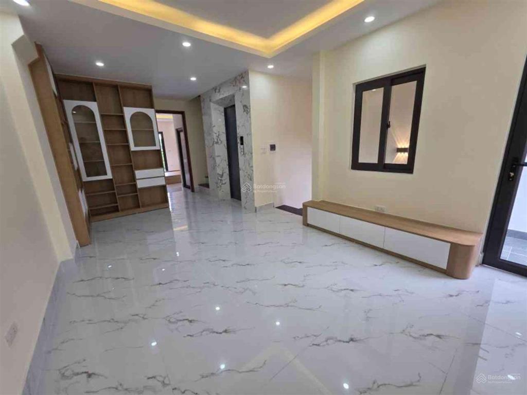 Ô tô vào nhà dương văn bé 60m2 5 tầng hàng xóm times city, gần metro 7,10 chỉ 13.8 tỷ