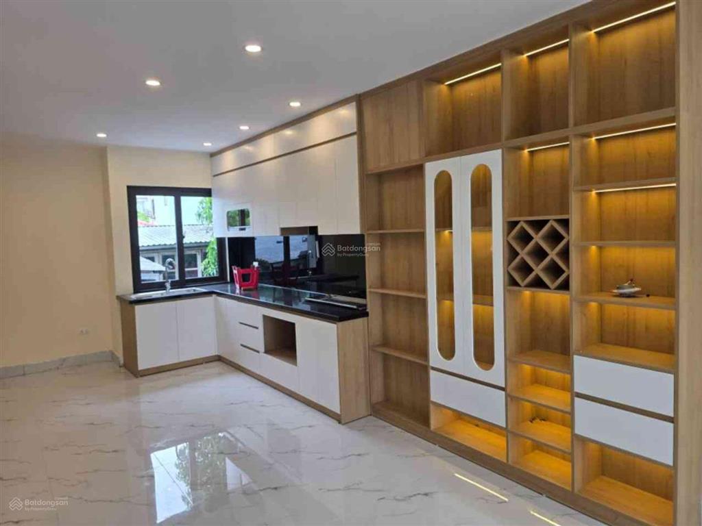 Ô tô vào nhà dương văn bé 60m2 5 tầng hàng xóm times city, gần metro 7,10 chỉ 13.8 tỷ