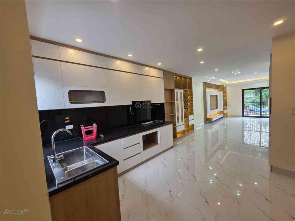 Ô tô vào nhà dương văn bé 60m2 5 tầng hàng xóm times city, gần metro 7,10 chỉ 13.8 tỷ