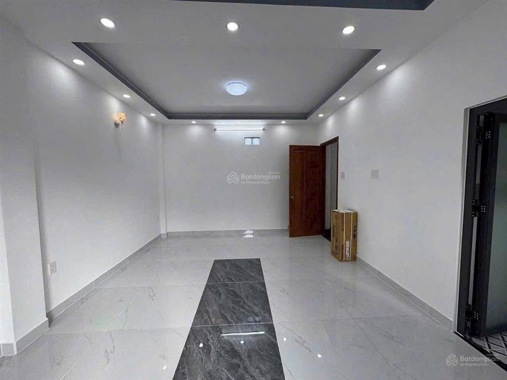 Nhà trung tâm tân bình 76.8m2 (4.8x16m) nằm ngay ngô thị thu minh, phường tân sơn hoà, hcm