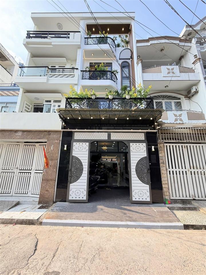 Tôi cần bán nhà ngô gia tự, phường 9, quận 10  giá chỉ 5,86 tỷ/76,5m2 (4,5x17m) thuê 27 triệu!!