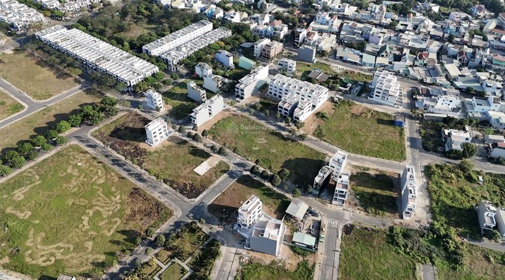 Tôi cần bán đất kdc đông tăng long,quận 9 giá2.89tỷ/100m2 (5x20m),sổ hồng riêng,gần chợ 0979 171 ***