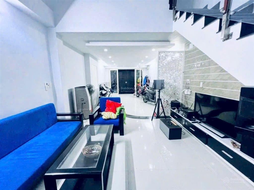 Chú khôi cần bán nhà trần quang khải,quận 1giá6.78tỷ/63,84m2 (4.2x15.2m),đang sẵn thuê 32triệu