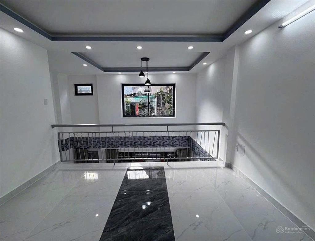 Chịu lỗ cần bán gấp nhà hoàng sa, p11, quận 3 với giá ưu đãi chỉ  ₫/75m2, shr!!