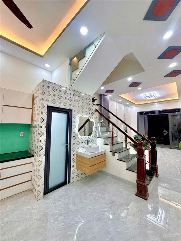 Siêu phẩm mùa hè  bán nhà phạm thế hiển, p3, quận 8 với giá chỉ 4 tỷ 030/67,5m2, sổ sẵn!!