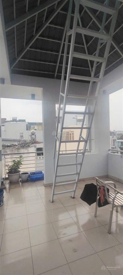 Kẹt tiền cần bán nhà thái phiên, quận 11  giá 3.89tỷ/64.8m2 (4x16.2m) đang sẵn cho thuê 27 triệu